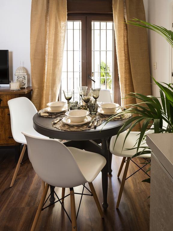 Selecta Apartments Los Venerables Seville Bilik gambar