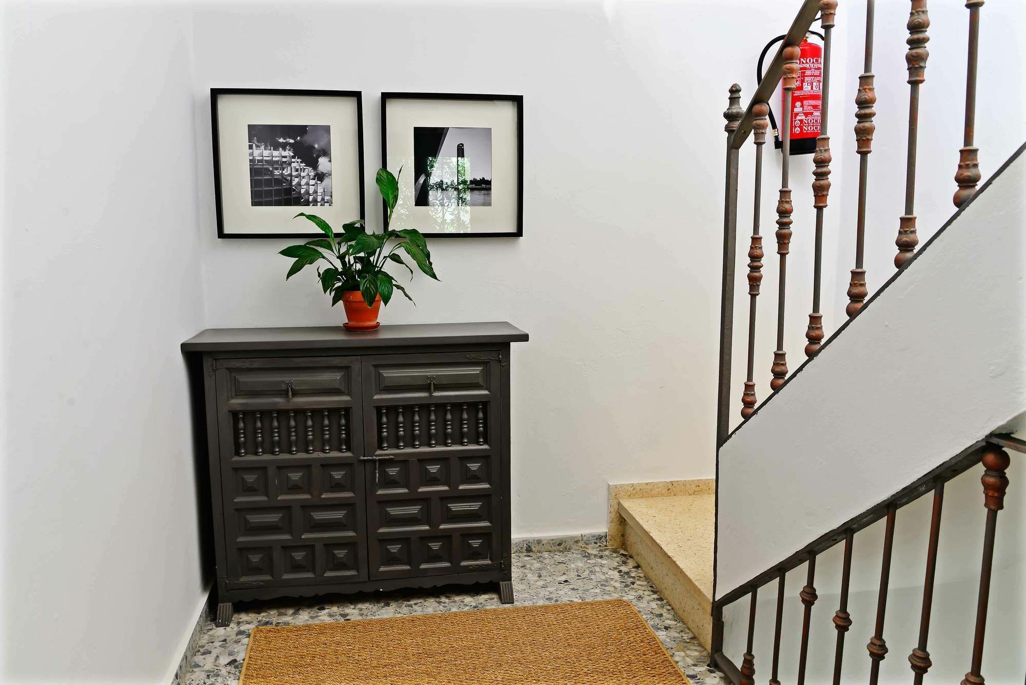 Selecta Apartments Los Venerables Seville Luaran gambar