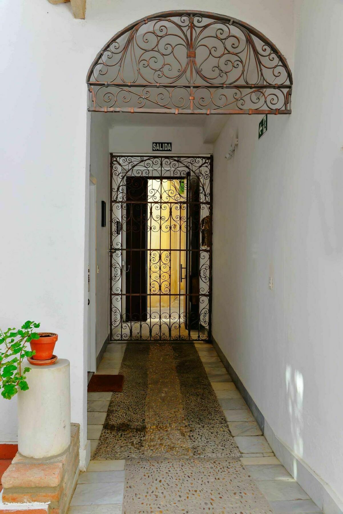 Selecta Apartments Los Venerables Seville Luaran gambar