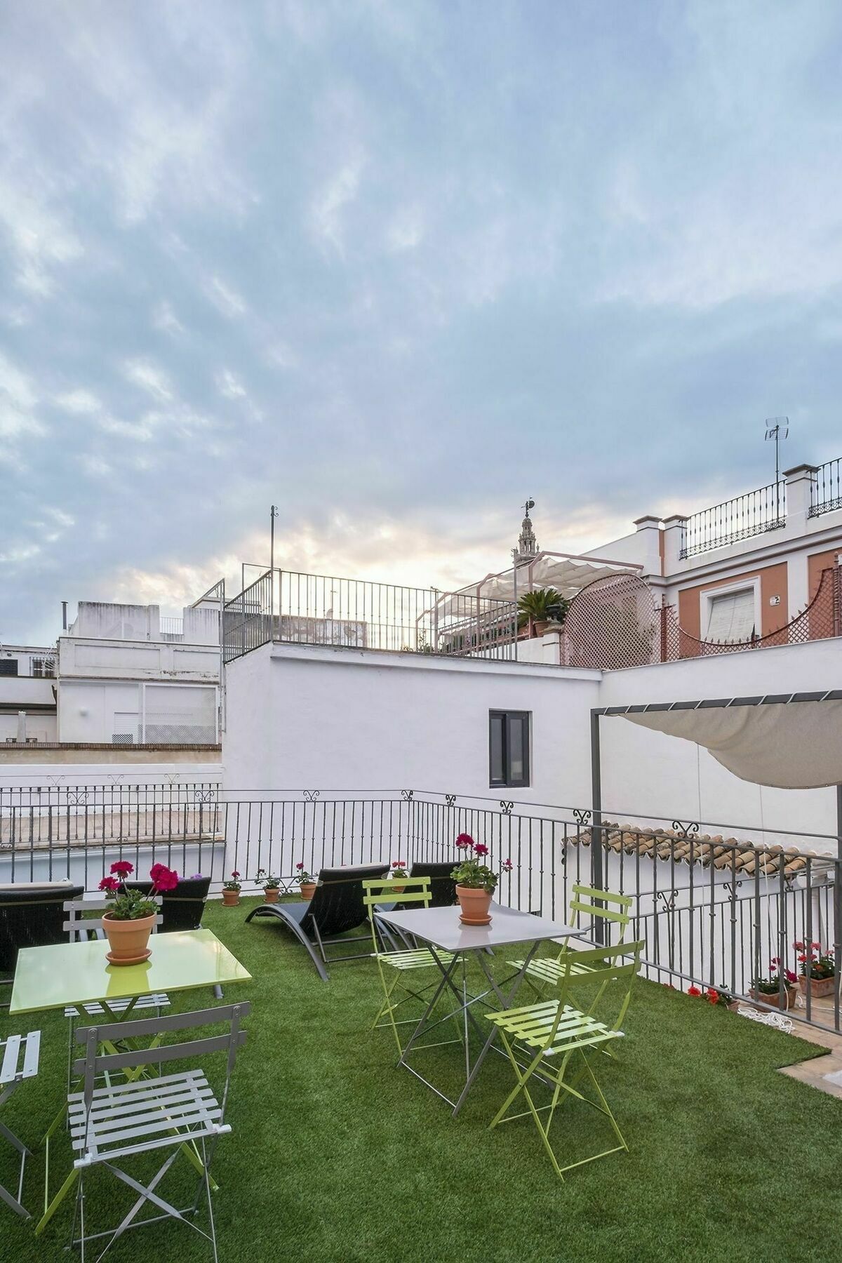 Selecta Apartments Los Venerables Seville Luaran gambar